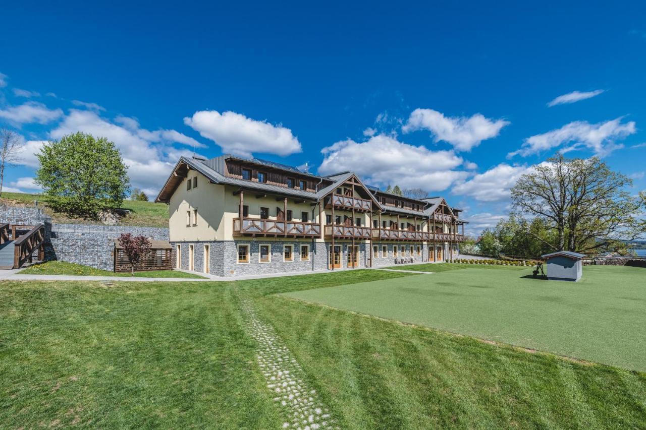 Hotel Resort Relax Dolni Vltavice ภายนอก รูปภาพ
