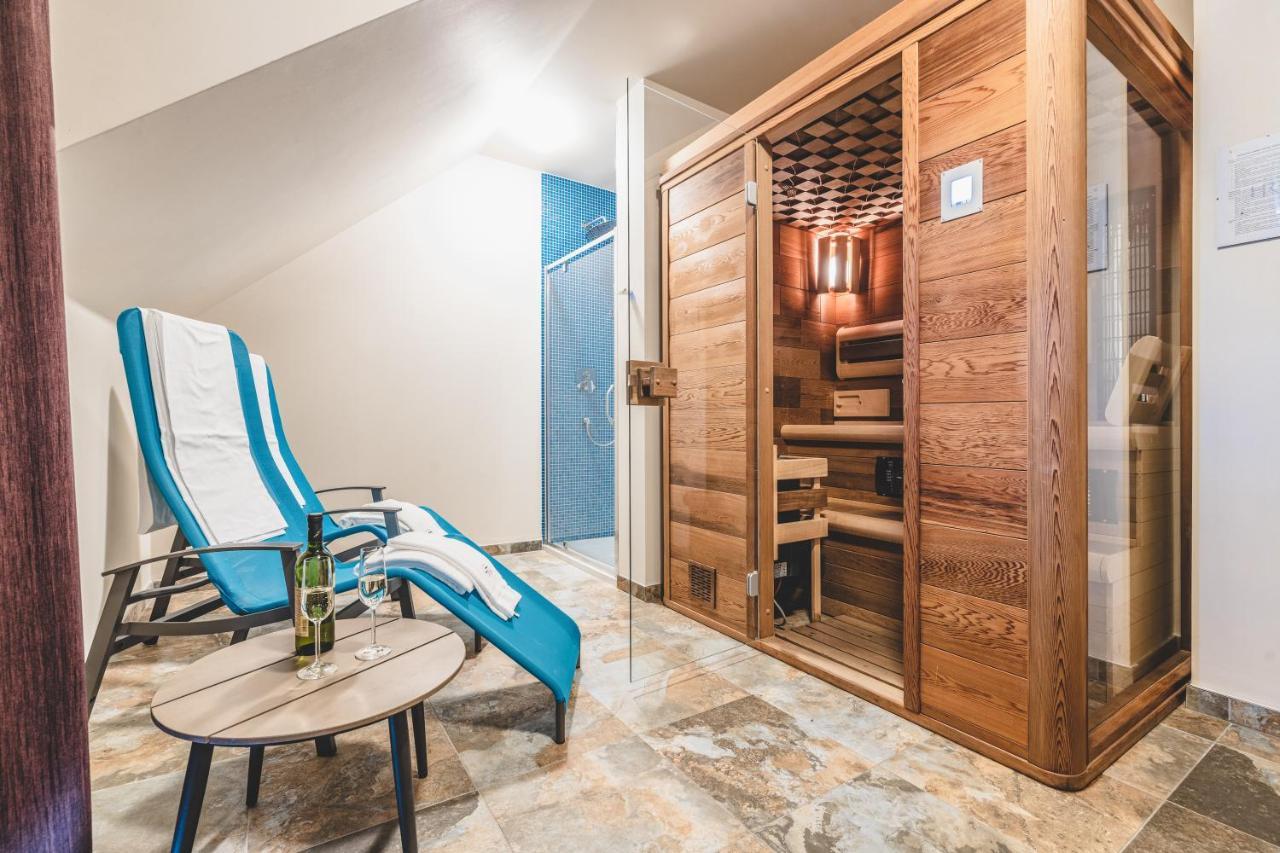Hotel Resort Relax Dolni Vltavice ภายนอก รูปภาพ