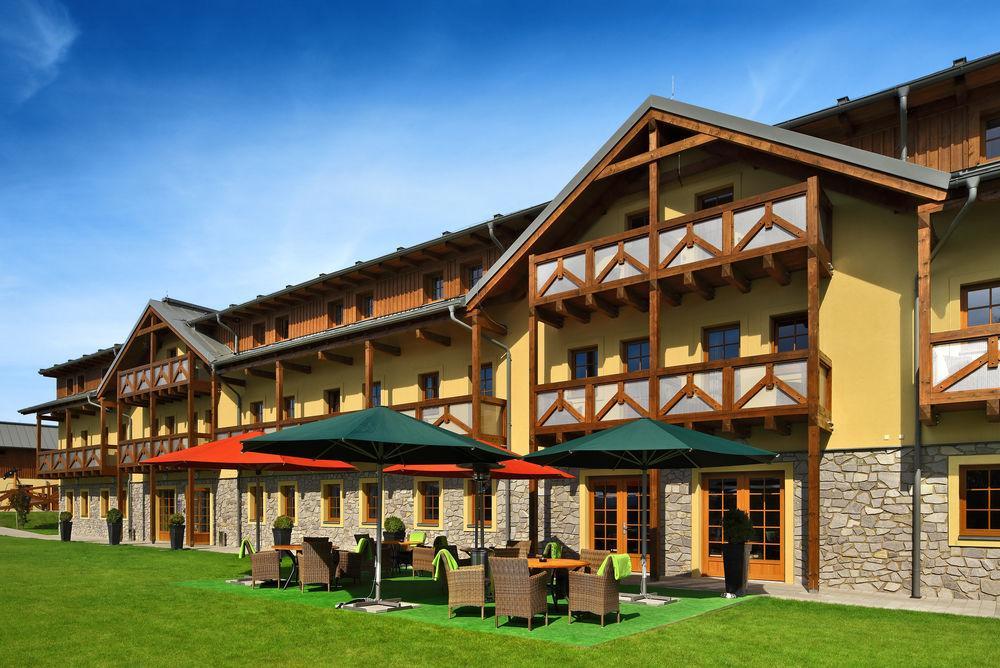 Hotel Resort Relax Dolni Vltavice ภายนอก รูปภาพ